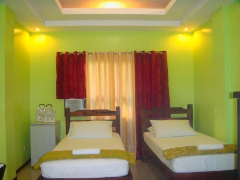 Lawaan Garden Inn Roxas City Exterior foto